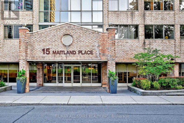 2112 - 15 Maitland Place, Toronto, ON, photo 2