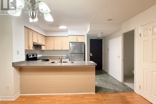 Kitchen - 2112 - 18 Parkview Avenue, Toronto, ON M2N7H7 Photo 3