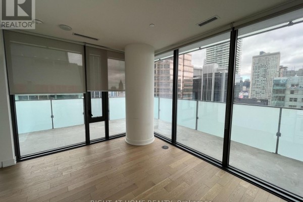 2112 - 25 Richmond Street E, Toronto, ON M5C0A6 Photo 5