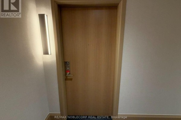 2112 - 5 Meadowdale Road, Vaughan