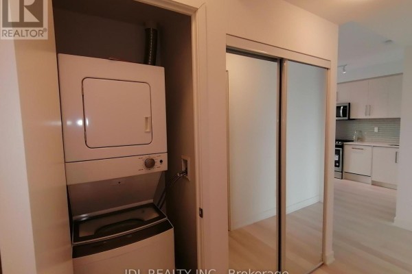 Dining room - 2112 - 5180 Yonge Street, Toronto, ON M2N0K5 Photo 3