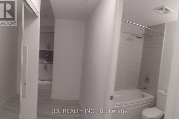 Foyer - 2112 - 5180 Yonge Street, Toronto, ON M2N0K5 Photo 4