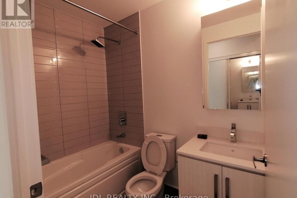 Foyer - 2112 - 5180 Yonge Street, Toronto, ON M2N0K5 Photo 5