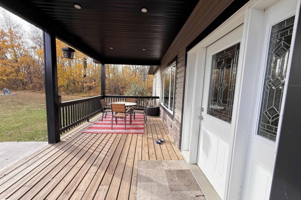 Primary Bedroom - 21126 Twp Rd 494, Rural Camrose County, AB T0B2M1 Photo 4