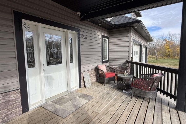 Bedroom 2 - 21126 Twp Rd 494, Rural Camrose County, AB T0B2M1 Photo 5