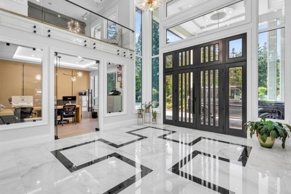 Bright foyer with a black double front door and marble floors. - 21136 42 Avenue, Langley