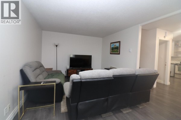 Primary Bedroom - 2114 Strathcona Avenue, Prince George, BC V2L4Y5 Photo 4