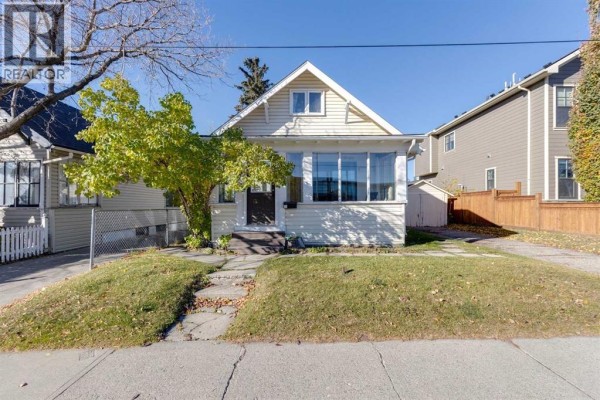 Bedroom - 2115 10 Street Nw, Calgary, AB T2N0Z4 Photo 3