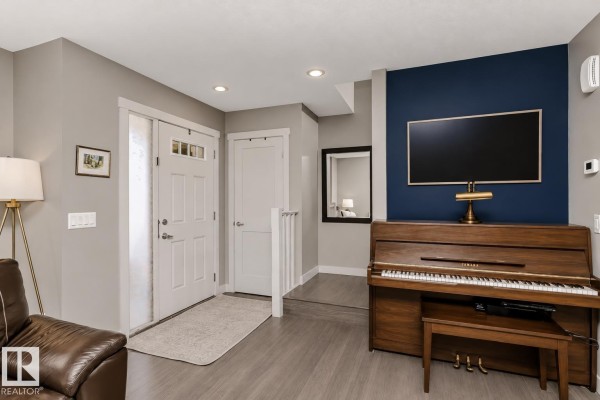 Dining room - 2115 Trumpeter Wy Nw, Edmonton, AB T5S0G1 Photo 2