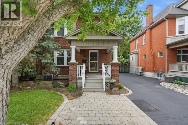 2116 Caroline Street, Burlington, ON, photo 3