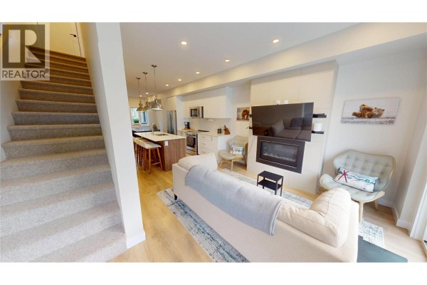 Full ensuite bathroom - 2116 Panorama Drive Unit# 203, Panorama, BC V0A1T0 Photo 4