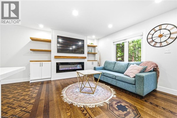 Recreation room - 2116 Prospect Street Unit# C, Burlington, ON L7R1Y9 Photo 5