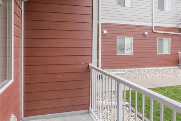 Kitchen - 2117 2 Brighton Lane, Steinbach, MB R5G0X6 Photo 3