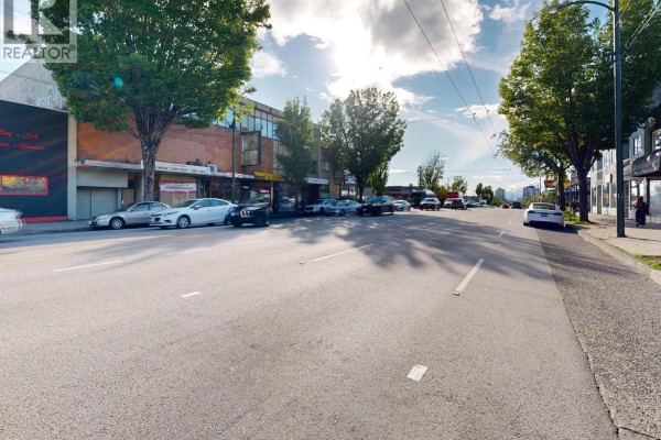 2117-2121 Kingsway Way, Vancouver, BC V5N2T4 Photo 5