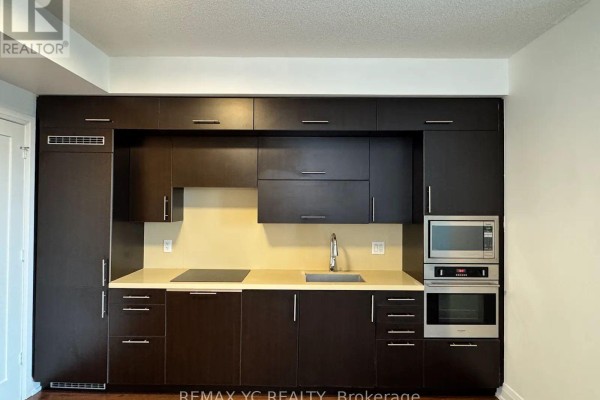 2118 - 5 Sheppard Avenue E, Toronto, ON M2N2Z8 Photo 2