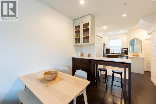 2118 Eton Street, Vancouver, BC V5L1C7 Photo 3