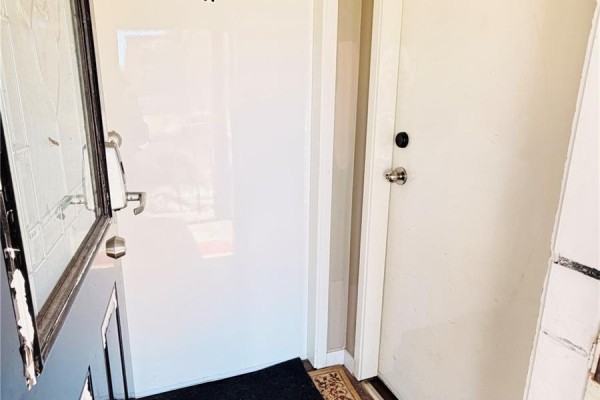 3pc Bathroom - 2119 Lorne Street, Regina, SK S4P2M6 Photo 5