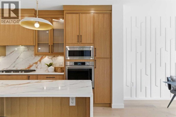 Kitchen - 2119 Mackay Road Nw, Calgary, AB T3B1C9 Photo 4