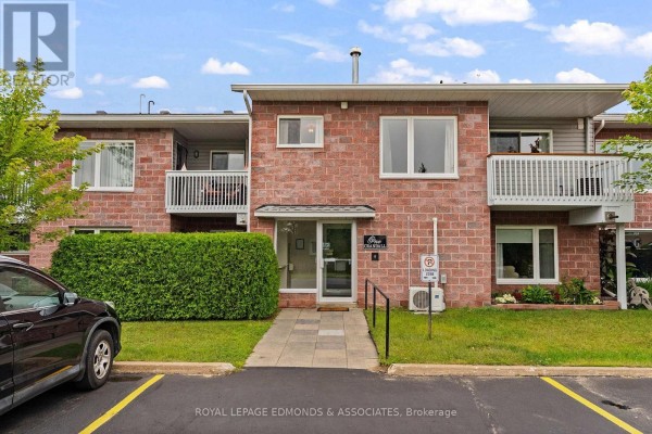 212 - 1 Crandall Street, Pembroke, ON, photo 2