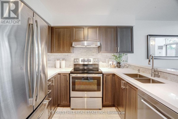 212 - 200 Manitoba Street, Toronto, ON M8Y3Y9 Photo 5