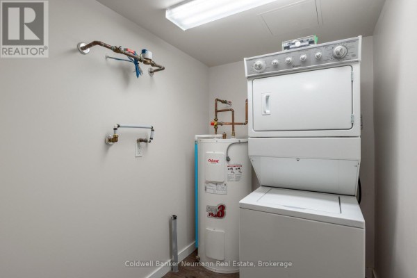 Bathroom - 212 - 25 Kay Crescent, Guelph, ON N1L1H1 Photo 3