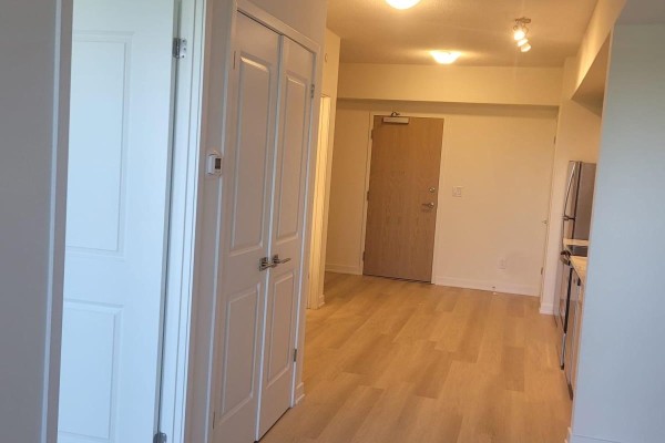 Kitchen - 212 - 2825 Jane Street, Toronto, ON M3N0A8 Photo 2