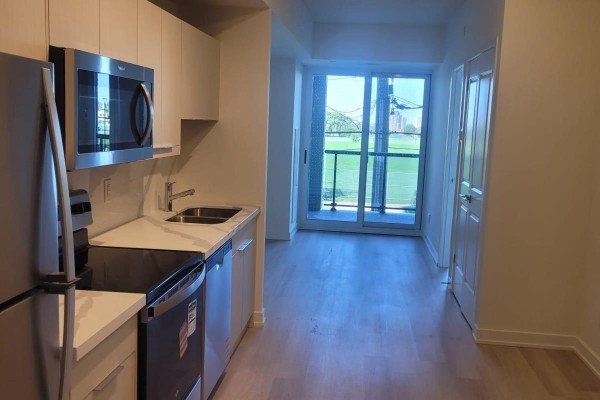 Den - 212 - 2825 Jane Street, Toronto, ON M3N0A8 Photo 4