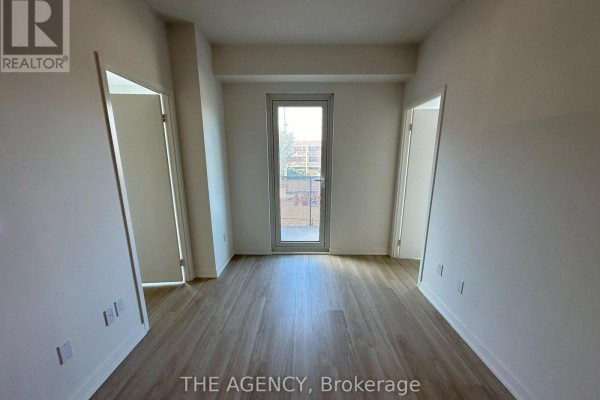 Bedroom - 212 - 500 Wilson Avenue, Toronto, ON M3H0E5 Photo 5