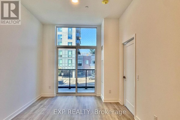 Den - 212 - 5105 Hurontario Street, Mississauga, ON L4Z0C9 Photo 5