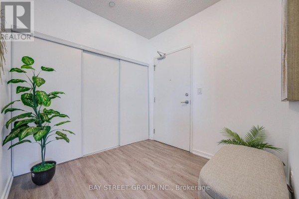 Primary Bedroom - 212 - 66 Forest Manor Road, Toronto, ON M2J0B7 Photo 4
