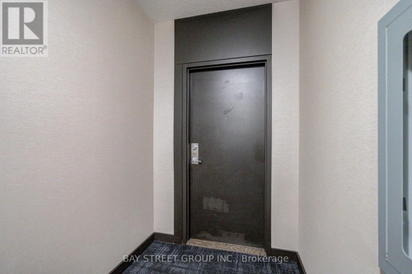 Bedroom 2 - 212 - 66 Forest Manor Road, Toronto, ON M2J0B7 Photo 5