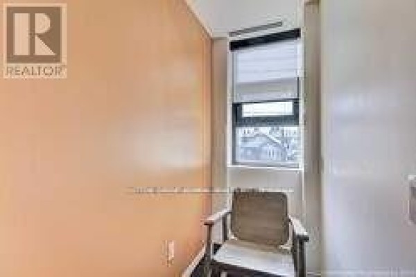 212 - 678 Kingston Road, Toronto, ON M4E1R4 Photo 5