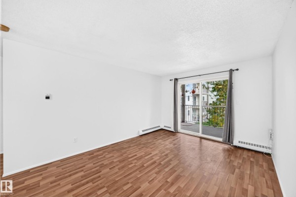 Bedroom 2 - #212 11218 80 St Nw, Edmonton, AB T5B4V9 Photo 5