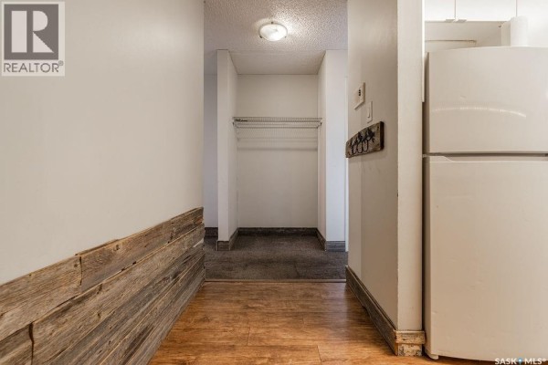 Dining room - 212 3302 33rd Street W, Saskatoon, SK S7L6C9 Photo 3