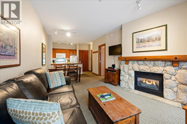212 4660 Blackcomb Way, Whistler, BC V8E0Y8 Photo 5