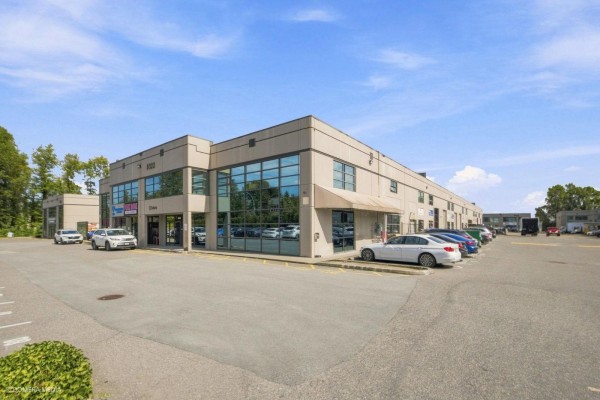 212 8322 130 Street, Surrey, BC V3W8J9 Photo 4