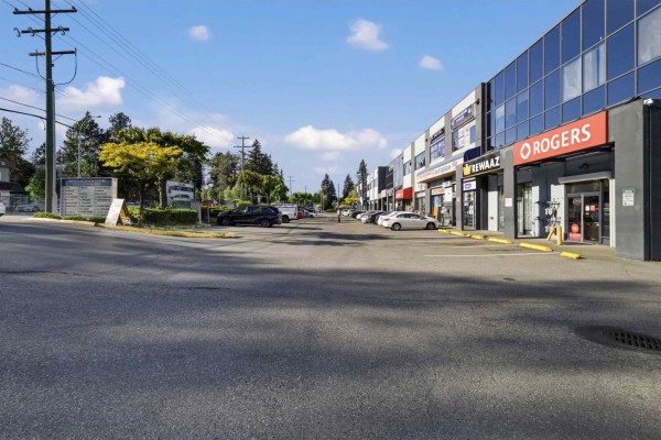 212 8334 128 Street, Surrey, BC V3W4G2 Photo 3