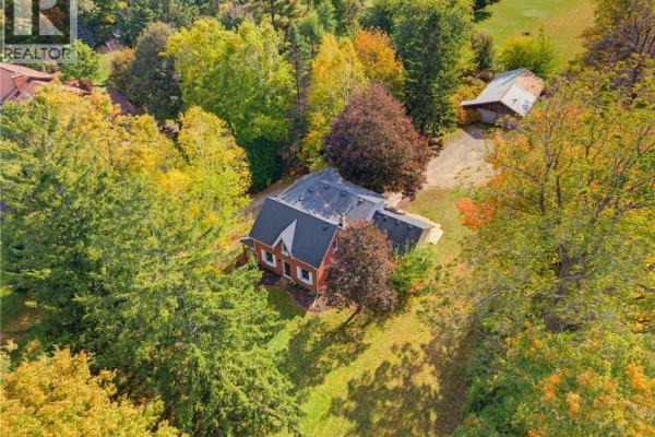 212 8th Concession Road E, Carlisle, ON, photo 2