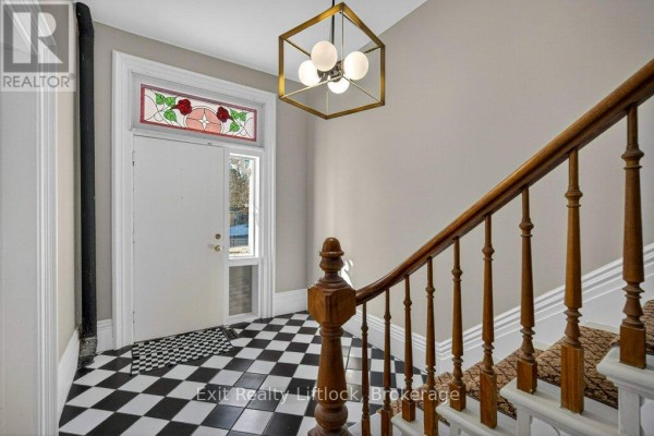 212 Barnardo Avenue, Peterborough, ON, photo 3