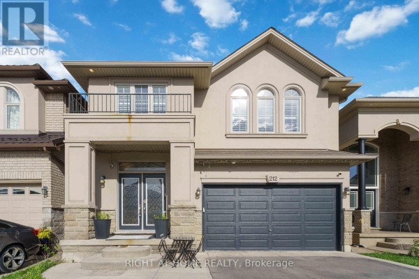 212 Chartwell Circle, Hamilton, ON, photo 3