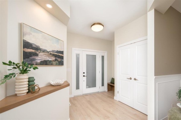 Great room - 212 Cinnamon Teal Way, Winnipeg, MB R3X0Y2 Photo 2
