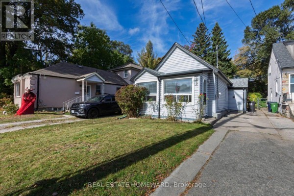 Living room - 212 Clonmore Drive, Toronto, ON M1N1Y1 Photo 3