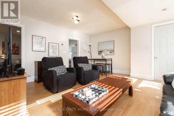Bedroom 2 - 212 Clonmore Drive, Toronto, ON M1N1Y1 Photo 5