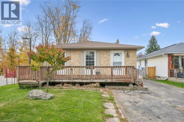 3pc Bathroom - 212 Heritage Drive, Kitchener, ON N2B3J6 Photo 2