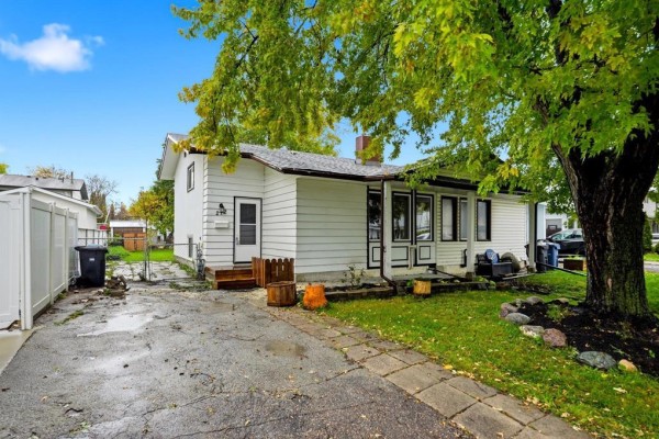 212 Lake Ridge Road, Winnipeg, MB R2K1K4 Photo 2