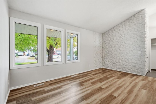 212 Lake Ridge Road, Winnipeg, MB R2K1K4 Photo 4