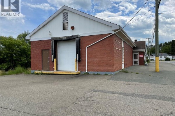212 Main Street, Plaster Rock, NB E7G2E2 Photo 2