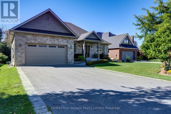 Kitchen - 212 Pearson Street, Meaford, ON N4L1Y4 Photo 4