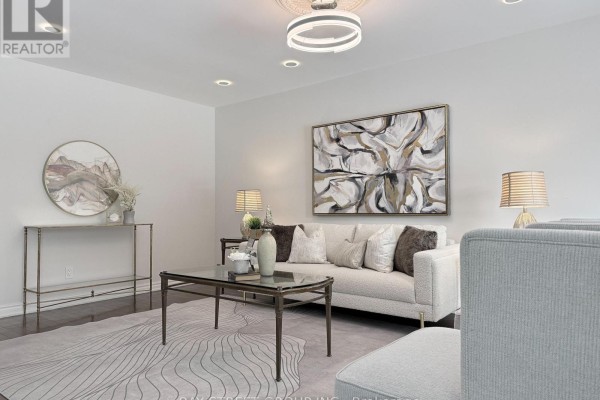 212 Risebrough Circuit, Markham, ON L3R3H9 Photo 4
