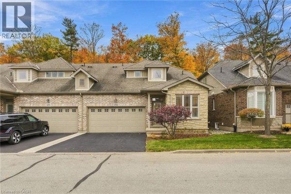 4pc Bathroom - 2120 Itabashi Way Unit# 252, Burlington, ON L7M0V3 Photo 2